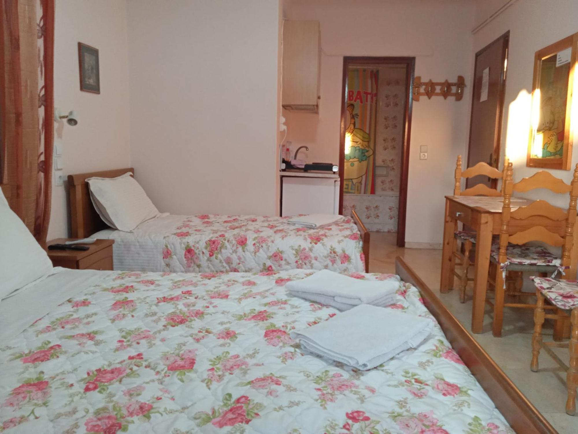 Dimitra Pentaliou Rooms Καμένα Βούρλα Δωμάτιο φωτογραφία